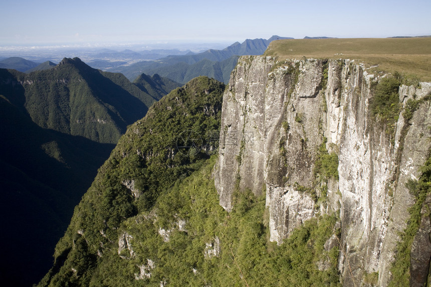 巴西南里奥格兰德的黑山峡谷图片
