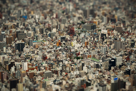 东京城市屋顶对日本的倾斜轮效图片