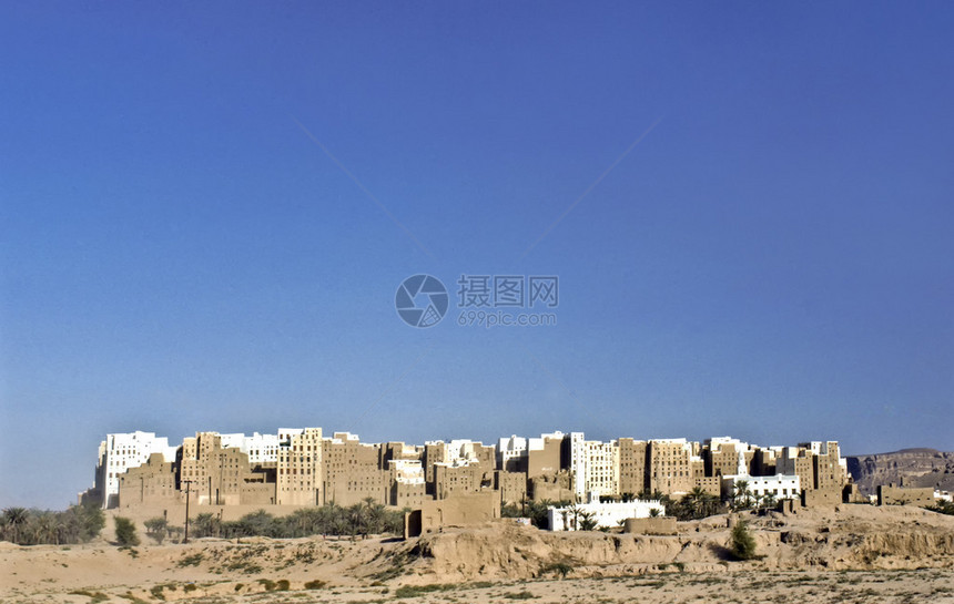 也门Hadramaut沙漠中美丽的SH图片