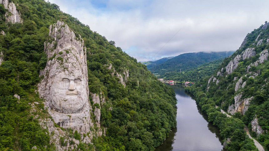 多瑙河峡谷CazaneleDunarii图片