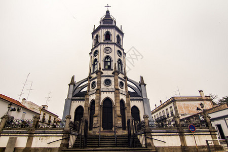位于葡萄牙孟撒拉兹市的美景哥特教堂图片