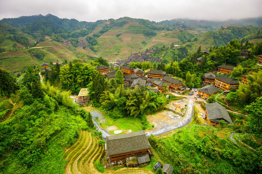 广西瑶山村图片