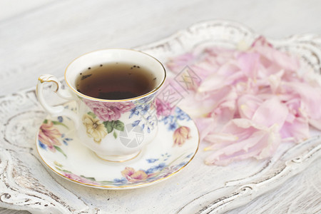 牡丹花瓣茶杯图片