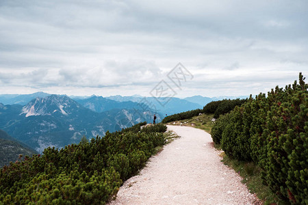 奥地利阿尔卑斯山旅游远足图片