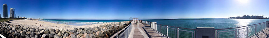 从南角公园欣赏迈阿密海滩的全景图片