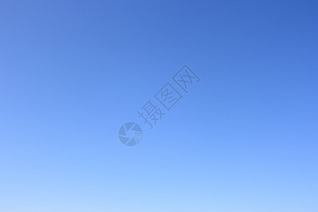 无云的清蓝天空ISO100背景图片