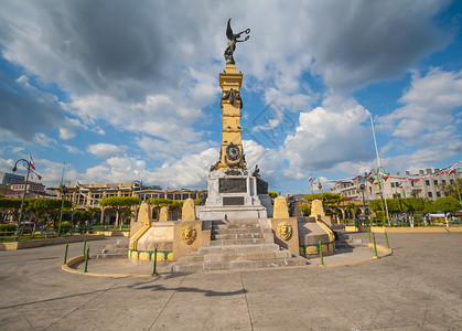 拉丁美洲中部旅游景点Salvador的解放广场图片
