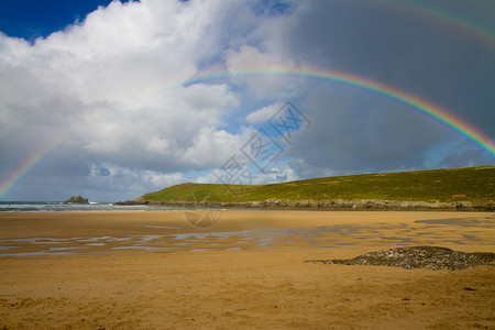 Crantock海滩彩虹背景图片