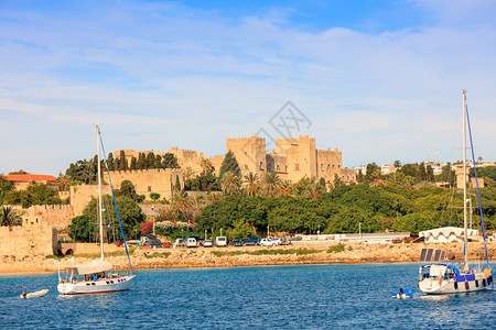 希腊罗得岛中世纪城堡的风景图片