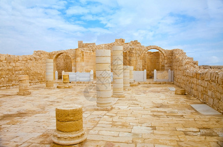 内盖夫沙漠Nabatane城市Avdat南的古老基图片