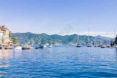 意大利Portovenere的美丽海湾和相图片