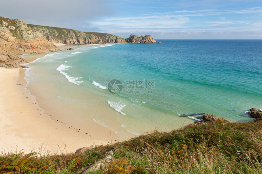 Porthcurno海滩英国康沃尔街米纳克剧院的美图片