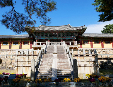 Bulguksa寺是韩国全最有名的佛教寺庙之一图片