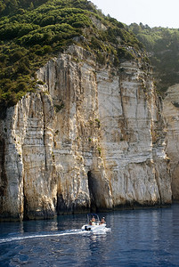 希腊帕克索斯的悬崖图片