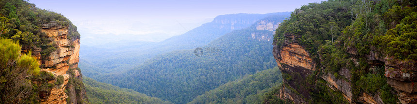 悉尼附近的澳大利亚蓝山全景Cyd图片
