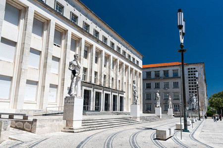 科英布拉大学是葡萄牙中部的高清图片