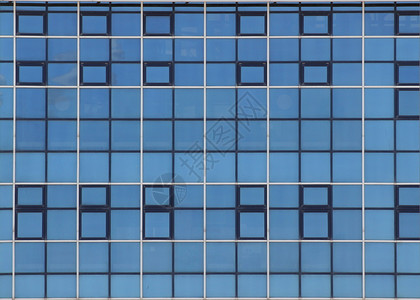 现代建筑的玻璃正面图片