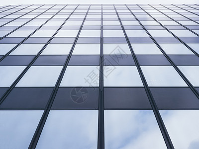 现代玻璃面孔结构图示摘要背景简表FormFlass图片