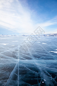 西伯利亚湖Baikal的冬季冰雪风景图片