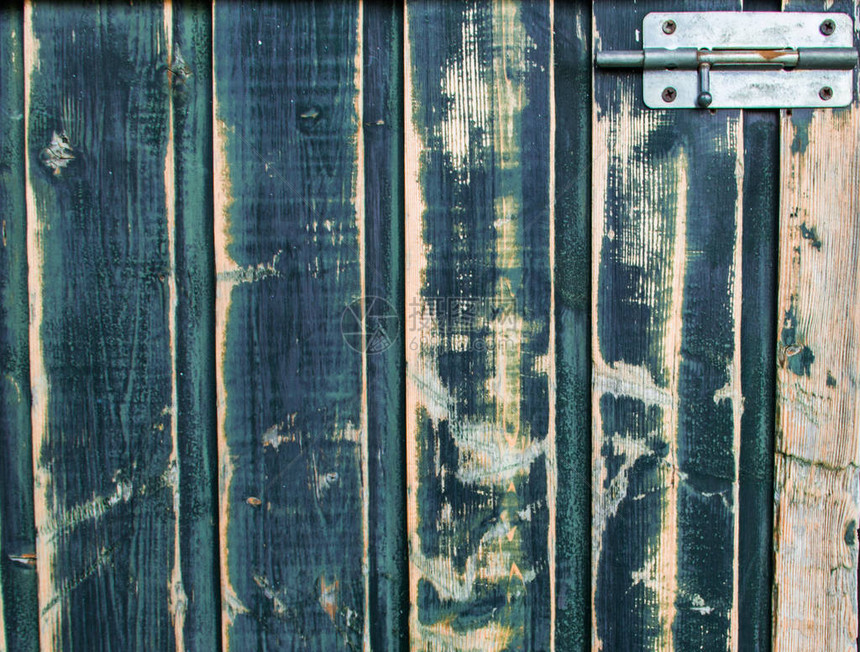 长年蓝色用门刷过门的拖拉木本图片