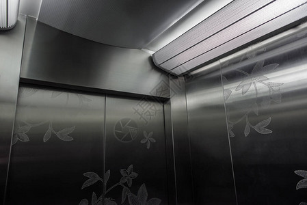 里面现代黑暗的电梯图片