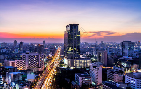 在暮色泰国的曼谷都市风景背景图片