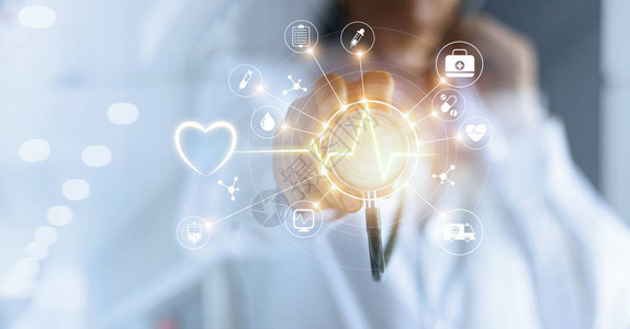 医学生和听诊器在手触摸图标医疗网络连接与现代虚拟屏幕界面医疗图片