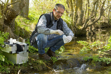 科学家和生物学家水生物学家采取背景图片