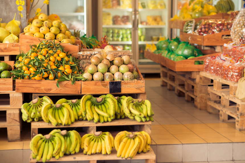 现代超市与各种水果的图片图片