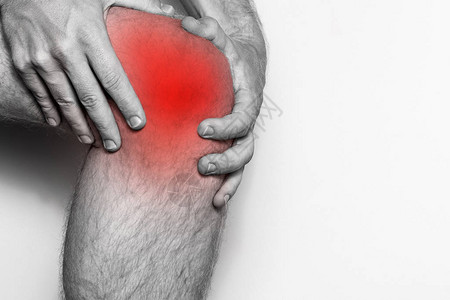 膝关节疼痛的人急疼痛的部位图片