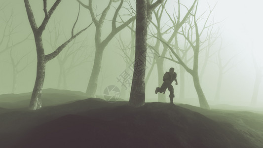 迷途者在迷雾的冬季森林里跑背景图片
