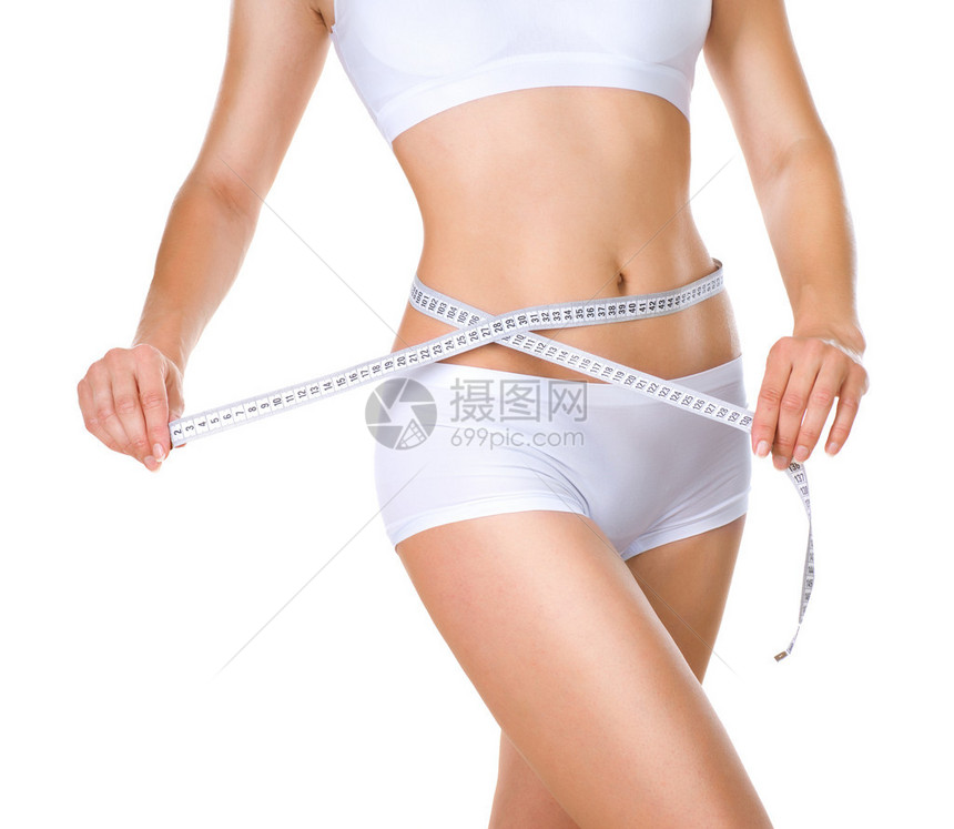 测量腰排的女人完图片