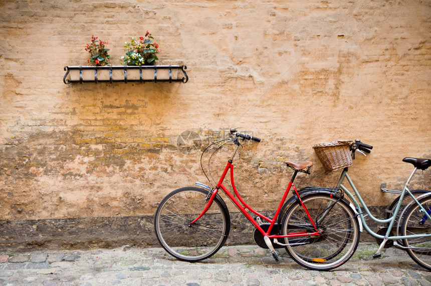 丹麦哥本哈根带自行车图片