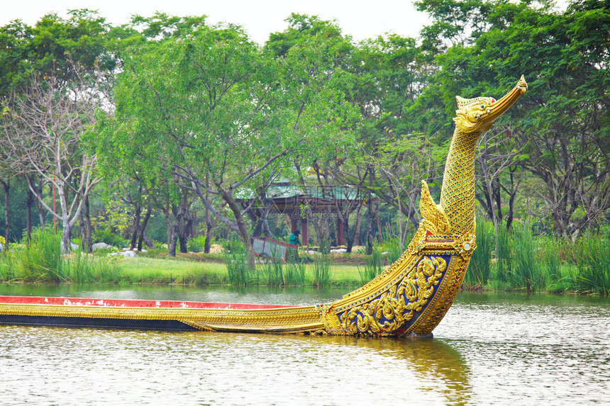 泰国的龙船图片