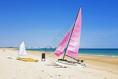 葡萄牙海滩的帆船图片