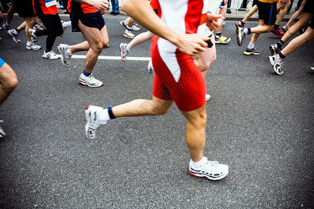 赛车手跑步运动和锻练种族与竞争图片