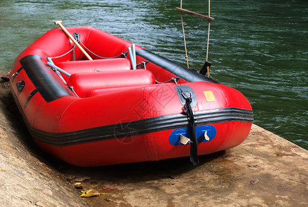 充气艇漂流用橡皮艇图片