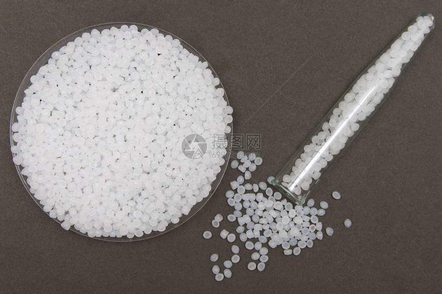 透明聚乙烯颗粒塑料颗粒颗粒中的塑料原高密度聚乙烯PEHDPELD图片