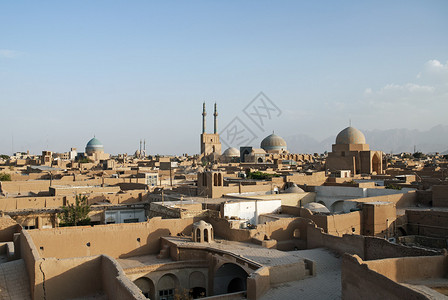伊朗亚兹德的屋顶景观图片