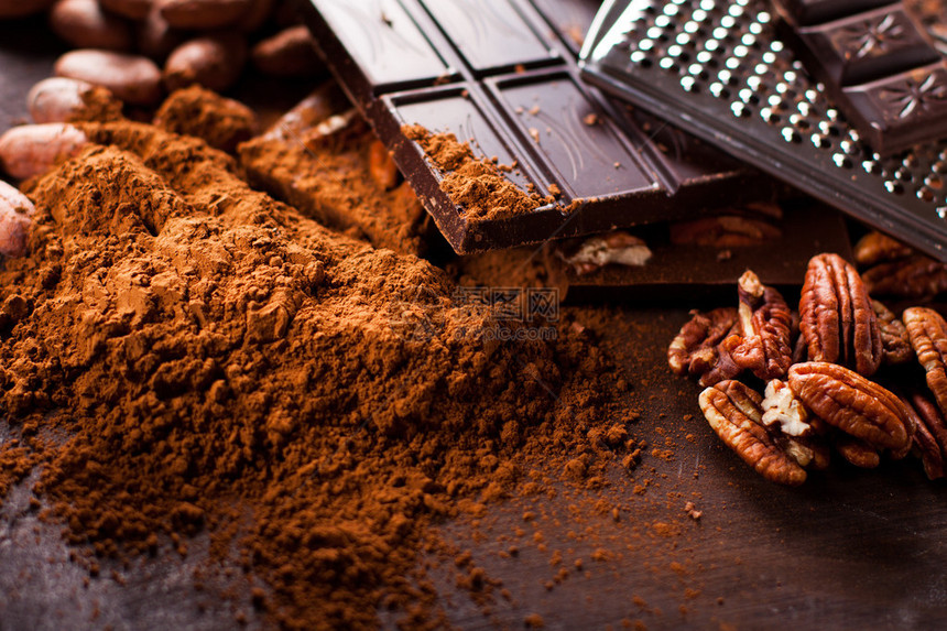 巧克力制品可豆可和木制的坚果图片