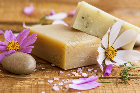 有机花卉肥皂天然皮肤保护肥皂配图片