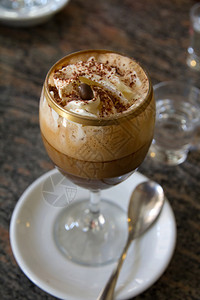 比西林典型的咖啡和巧克背景图片