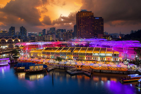 新加坡新加坡市克拉码头食品市场区夜间色彩缤图片