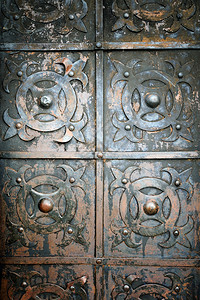 老门的片段作为背景金属门图片