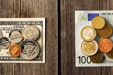 美元和欧元相对于木图片
