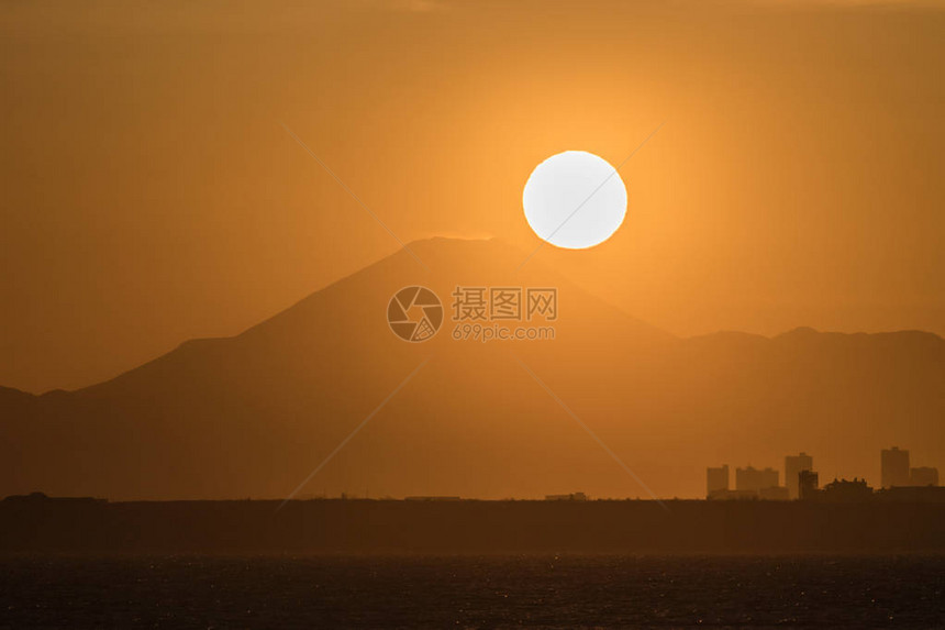 Fuji钻石公司富士山峰后图片