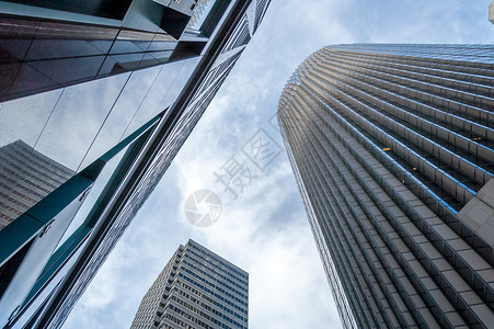 旧金山融区的办公大楼图片