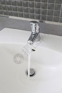 卫浴银龙头流水节理念图片