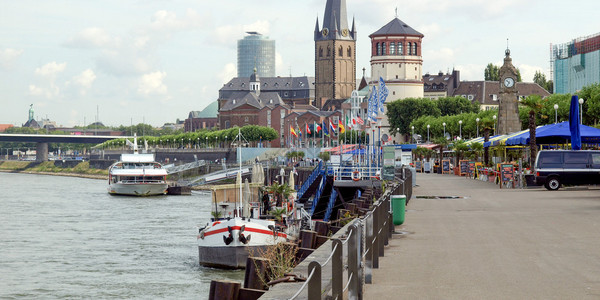 德国Rhein河莱茵杜图片