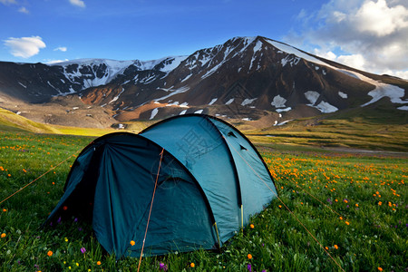 山中和山里图片